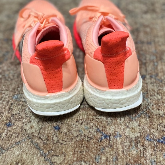 Adidas Boost - Picture 3 of 4